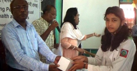 ব্রাক আয়োজিত আদর্শ উচ্চ বিদ্যালয়ে নলেজ ফেয়ার অনুষ্ঠিত