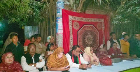 রংপুর সিটি নির্বাচনে আ’লীগের মেয়র প্রার্থী ডালিয়া উঠান বৈঠক অনুষ্ঠিত