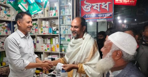 রসিক নির্বাচনে প্রচার-প্রচারণায় সমানতালে স্বতন্ত্র মেয়র প্রার্থী মিলন