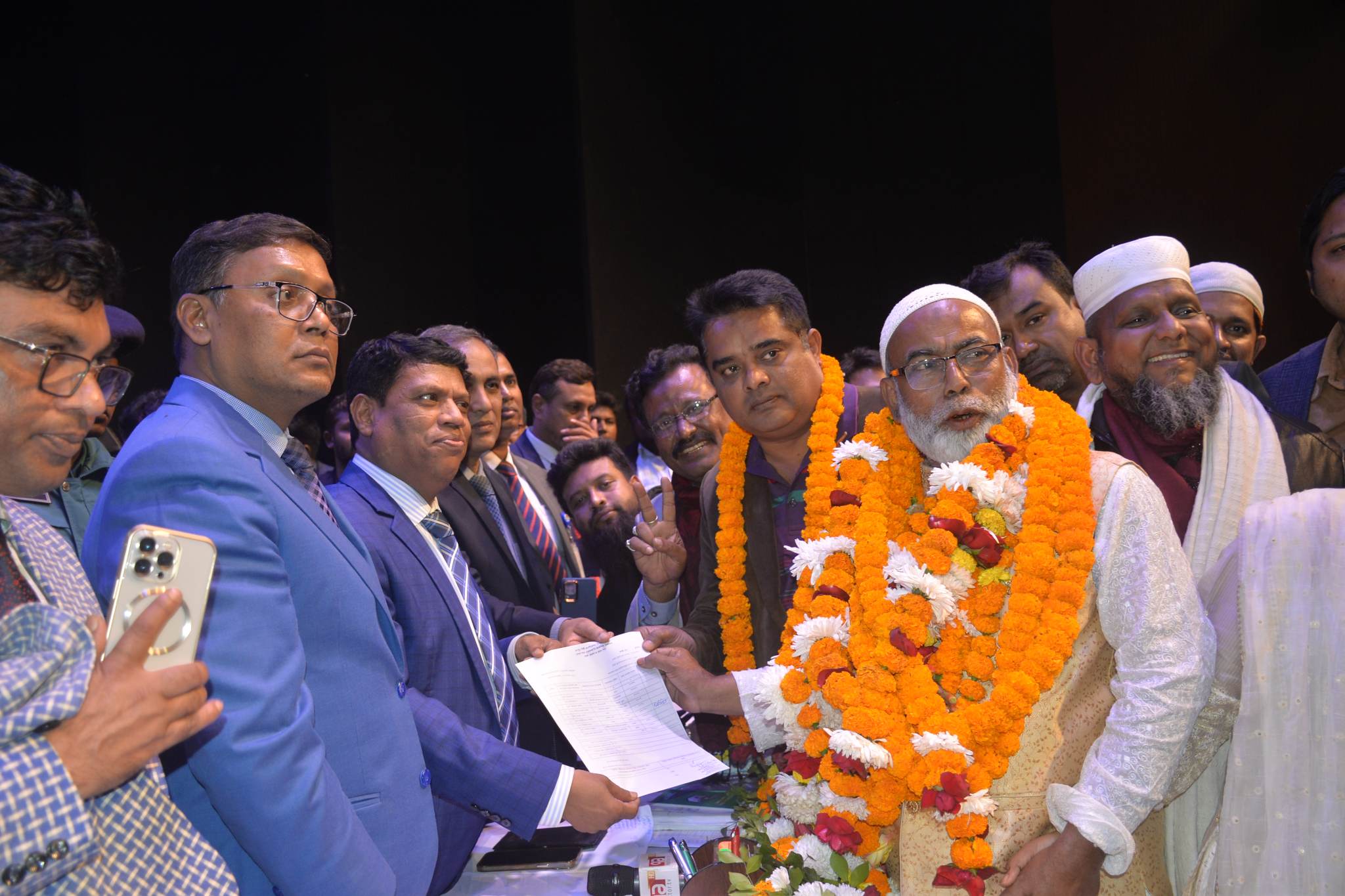 আবারো রংপুরের নগরপিতা হলেন জাপার মোস্তফা