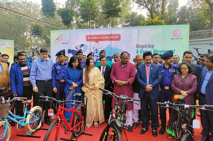 রংপুরে কর্মসংস্থানের নতুন দ্বার উন্মোচিত হলো বাইসাইকেল ফ্যাক্টরি উদ্বোধনের মাধ্যমে……. বানিজ্যমন্ত্রী 