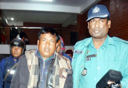 বিজিবি’র গাড়িতে অগ্নিসংযোগের ঘটনায় কাউন্সিলর রিমান্ডে