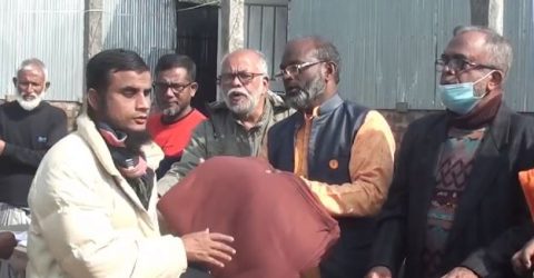 দৃষ্টি ও বুদ্ধি প্রতিবন্ধী শিক্ষার্থীদের মাঝে কম্বল বিতরণ