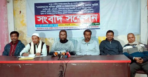 রংপুরে সমবায় মার্কেটের দোকান বরাদ্দ না পেয়ে ভুক্তভোগিদের সংবাদ সম্মেলন