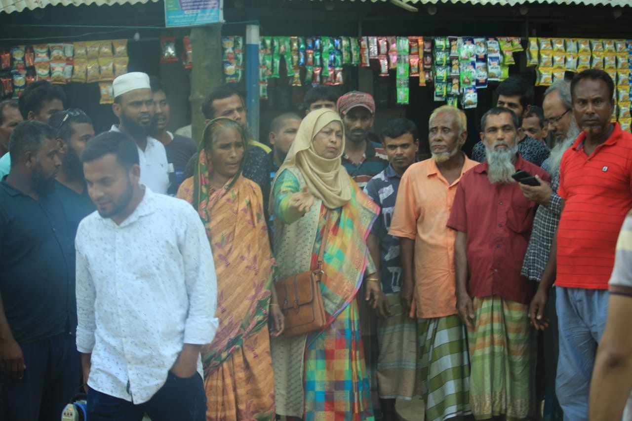 পীরগঞ্জে গনসংযোগে ব্যস্ত সময় পার করছেন তাকিয়া জাহান চৌধুরী