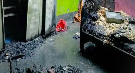 কাউনিয়ায় অগ্নিকান্ডে ঘর-বাড়ী পুড়ে ভস্মীভূত