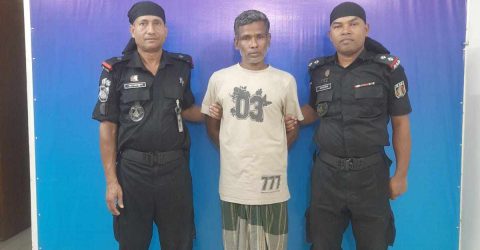 চাঞ্চল্যকর হত্যা মামলার প্রধান আসামী খলিল র‌্যাবের যৌথ অভিযানে গ্রেফতার