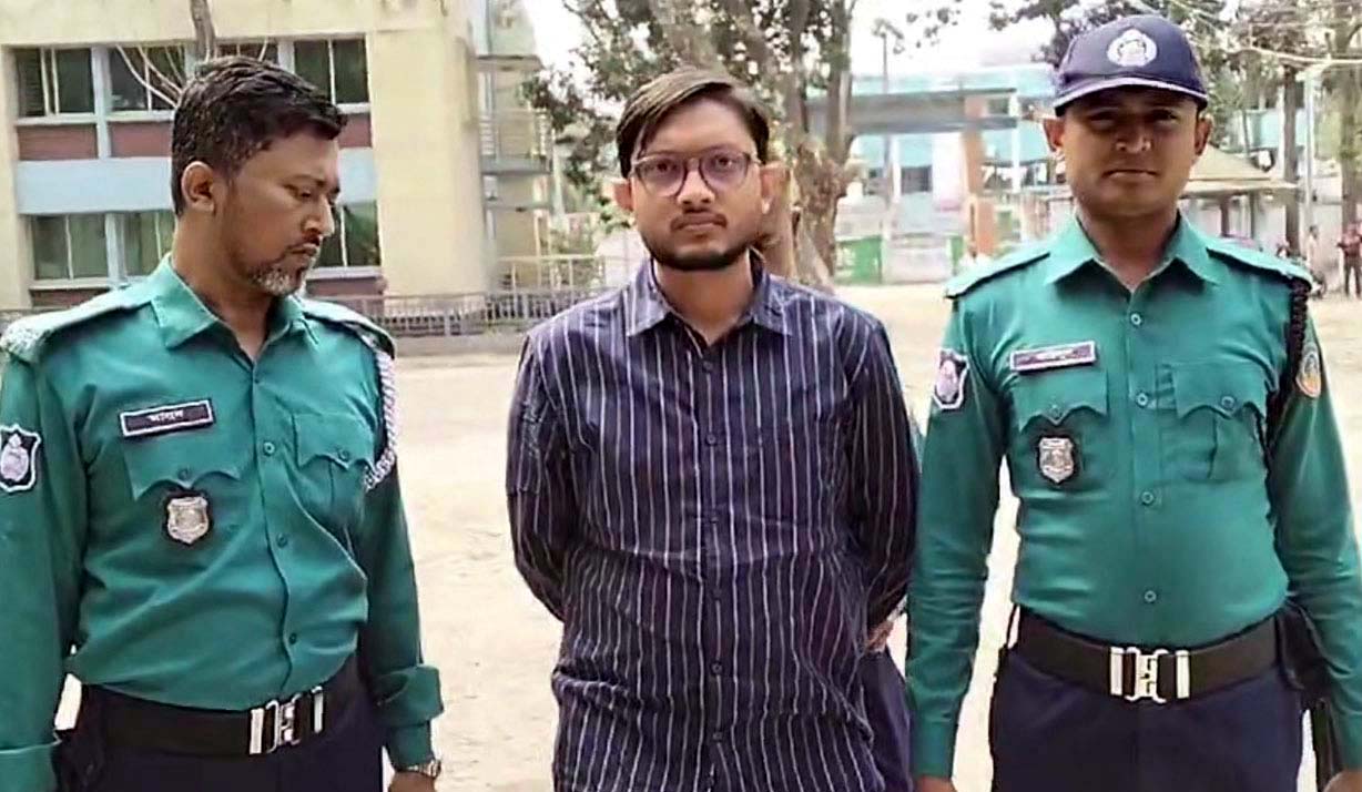 মামলা থেকে আ. লীগ নেত্রীর নাম কাটাতে গিয়ে ব্যবসায়ী জেল হাজতে: নেপথ্যে লিপি খান ভরসা