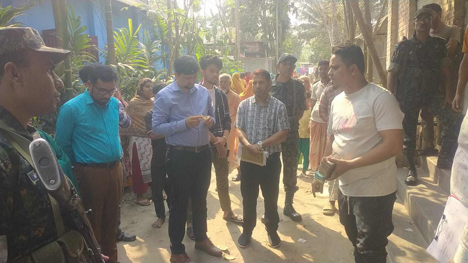 রংপুরে অস্বাস্থ্যকর পরিবেশে সেমাই তৈরির অভিযোগে ২ কারখানাকে জরিমানা 