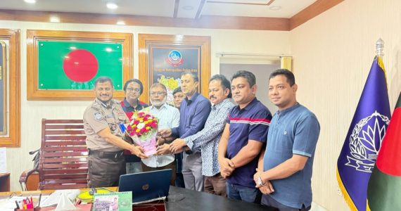 রংপুরে পুলিশ কমিশনারের সাথে যুবদল-সেচ্ছাসেবকদল ও কৃষকদলের সৌজন্য সাক্ষাৎ