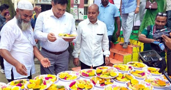 রংপুরে জাসাসের আয়োজনে ফল উৎসব অনুষ্ঠিত