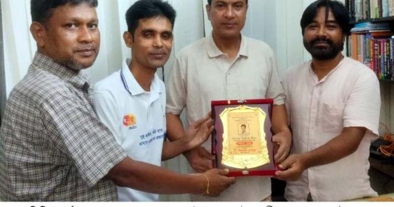 রসিক প্রশাসকের সাথে নাট্য সংগঠন বিবর্তন নেতৃবৃন্দের সৌজন্য সাক্ষাৎ